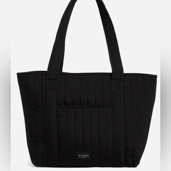 Vera Bradley Handbags - Vera Bradley 🖤